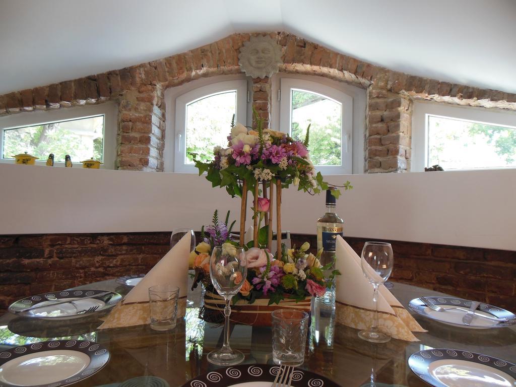 Florence Studio Varna Ruang foto